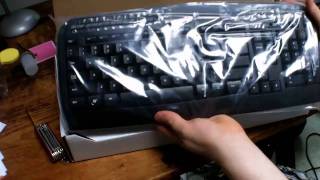 Logitech MK320 Unboxing [upl. by Nwahsd]