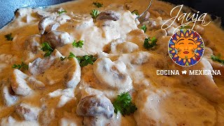 Pollo en Crema de Champiñones [upl. by Margette]