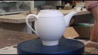 104Glazing 3 Teapots with HsinChuen Lin [upl. by Nylicaj]