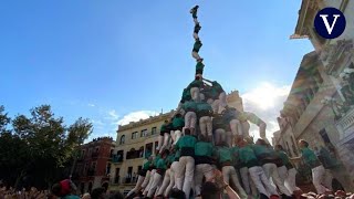 Los Castellers de Vilafranca hacen historia y cargan por primera vez un pilar de 9 [upl. by Ellswerth244]