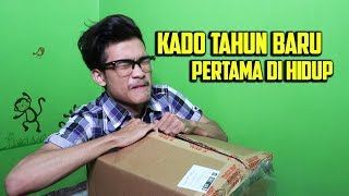 UNBOXING JONGKOK PERTAMA DI DUNIA  DAPAT KADO TAHUN BARU PERTAMA KALI NYA [upl. by Mir]