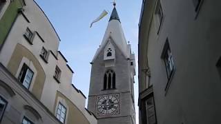 Brixen Südtirol Geläute der Stadtpfarrkirche St Michael [upl. by Ymrej]