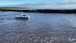 Brunswick heads river x Charter boat on big swell [upl. by Maren714]