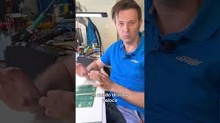 Lingegnere insegna cose assemblaggio PCB  Tutorial Parte 1 [upl. by Howenstein478]