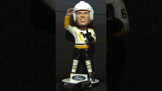 The mystery of the Jagr bobbleheads 🧐❓🐧 [upl. by Judus283]