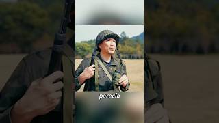 Este hombre tiene muchas armas secretasfantasy comedy shortvideo [upl. by Gnex]