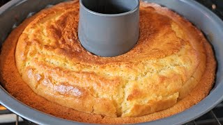 Gâteau en 5 minutes  Le gâteau italien qui fond dans la bouche  Savoureux et très simple [upl. by Allertse]