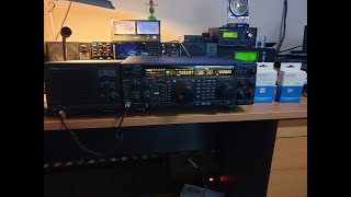 The incredible Yaesu FT1000MP in all its glory and how clean is this example just beautiful [upl. by Llerehs696]