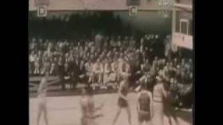 Wilt Chamberlain scores 100 points in a single game [upl. by Dong856]