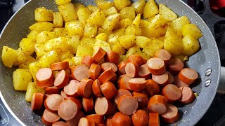 ALMOÇOJANTAR RÁPIDO  Receita com batata e salsicha  Receitas fáceis e rápidas [upl. by Ylicis796]