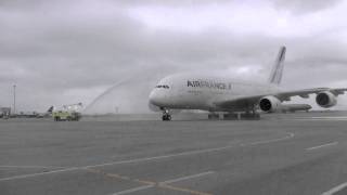 First AirFrance Airbus A380 arrives in San Francisco [upl. by Eignav389]