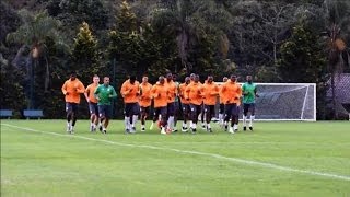 La Côte dIvoire sentraîne avant le match contre la Grèce [upl. by Vokay]