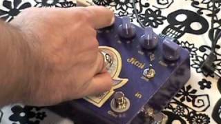 Analog Alien Fuzz Bubble 45 dual fuzz guitar effects pedal demo [upl. by Ovid]