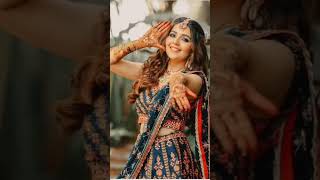 Amazing pose mehndi ceremony  Mehandi ceremony trending pose  new trending haldi and mehndi rasm [upl. by Nagey]