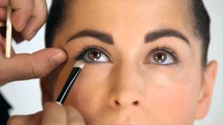 How to Apply Gel Eyeliner [upl. by Conti964]