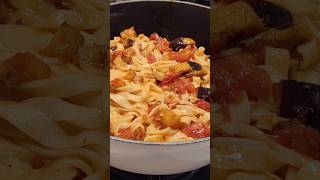 patlıcanlı makarna 😋 spagetti allanorma food tasty asmr recipe pasta easy eggplant shorts [upl. by Laet185]