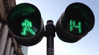 Pedestrian crossing light in Santiago Chile [upl. by Maria]