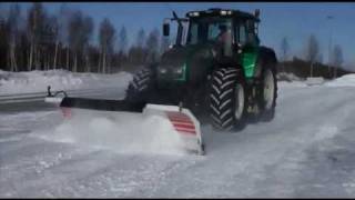 BLIZZARD Power Plow 4000TR  Valtra [upl. by Eeryt]