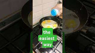 Do your eggs stick in your cast iron skillet  1 the easiest way [upl. by Nwotna]