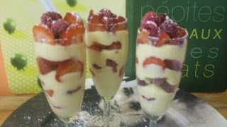 Verrines aux fruits rouges  RECETTE VERRINE FRUIT ROUGE [upl. by Lianna]