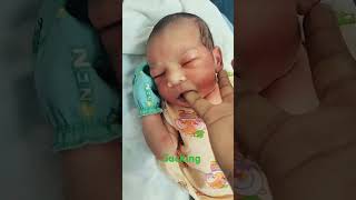 Newborn baby sucking reflex  baby feeding techniques cutebaby newbornbaby apgar baby boybaby [upl. by Wernher]