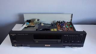 Technics SLPS70 CDplayer [upl. by Ahsar]