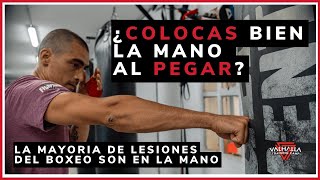 💥 PEGAR PUÑETAZOS Correctamente 🤛 Clase Muay Thai Boxing  4 Trucos para no lesionarse la mano 🤛 [upl. by Ole930]