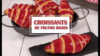 Croissants de Frutos Rojos [upl. by Soirtemed468]