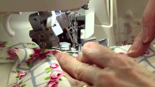 JUKI Overlock MO 1000 German version [upl. by Weingartner410]