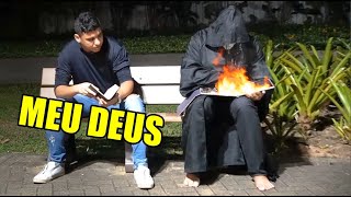 PEGADINHA O LIVRO DE F0G0 Burning Book PRANK 🔥 [upl. by Gibby]