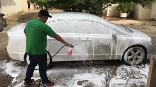 Como lavar o carro de forma correta com Snow Foam  Ponto das Mangueiras [upl. by Morry]