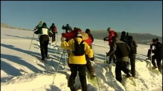 Schneeschuhwandern  Traumhafte Winterlandschaft [upl. by Inalej]