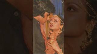 Super hit old song💝💝 viral Rekha 🥀🥀amitabhbachchan💕 shortvideo popularsong latamangeshkar ✨✨ [upl. by Urquhart]