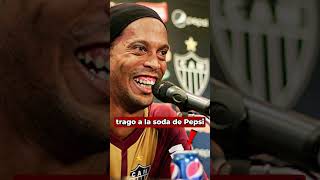 ¿Sabes por qué Ronaldinho no bebe CocaCola [upl. by Arihday906]