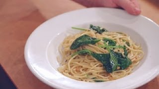 Pasta With Garlic Oil amp Spinach  Italian Dishes [upl. by Ahsed343]