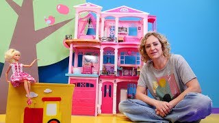 Die Wunderbox  Barbies neues Haus  Spielspaß mit Puppen [upl. by Ydnahs]