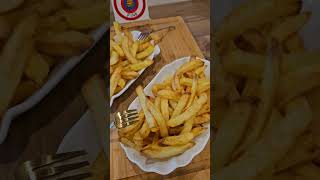 Pommes sind frittierte Sonnenstrahlen pommes [upl. by Barnaby]