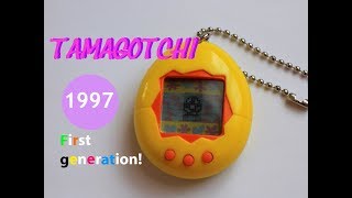 Original japanese Tamagotchi P1 review  Японский Тамагочи 1 поколение [upl. by Eitsirk438]