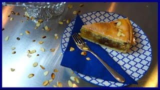 Gedeckter Apfelkuchen  Klassischer Apfelkuchen mit Mürbeteig und Rosinen  Kuchenfee [upl. by Ehsiom]