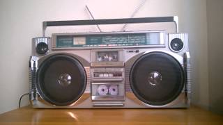 Conion CRCH84F vintage boombox ghettoblaster [upl. by Aneehsyt536]