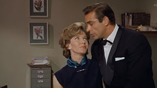 007 ＆ Miss Moneypenny  Lois Maxwell  ミス・マネーペニー と 007 [upl. by Enois467]