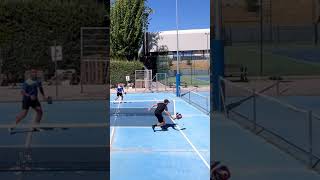 Intento de ATP en Pickleball 😅😜pickleball pickleballspain [upl. by Nacim]