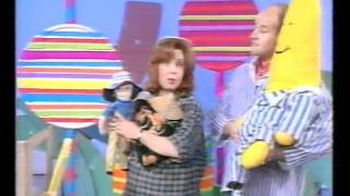 Play School  Noni and David  Magical Mystery Bus Tour [upl. by Mehetabel505]