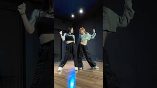 Short dance Ain’t my fault  Zara Larsson ft Blackpink AI  Lisa amp Jennie cuthaotv [upl. by Buffo]