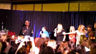 Supernatural convention LA 2011 Karaoke eye of the tiger [upl. by Alleyne]