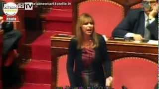 Paola Taverna M5S DISINTEGRA Alessandra mussolini [upl. by Zilla393]