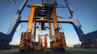 Timelapse Straddle carrier delivery to MCT in Gioia Tauro Italy [upl. by Annaitsirhc]