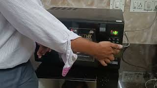 LG convection 28L microwave oven Demo in Malayalam lg microwave microwavecooking [upl. by Phaidra917]