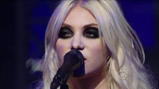 The Pretty Reckless  Make Me Wanna Die Late Night Show with David Letterman  August 25 2010 [upl. by Katha384]