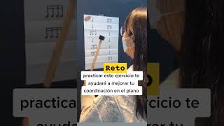 MEJORA TU CORDINACIÓN EN EL PIANO 🎹💡 piano pianistas shortvideos videoviral [upl. by Kryska]